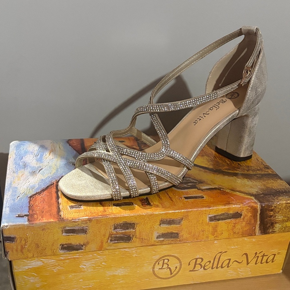 Bella Vita Glitter Crystal-Strap Block Heel Sandals in Champagne